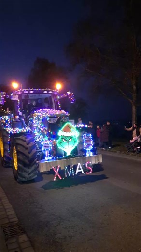 #lichterfahrt2025 #lichterfahrtrinteln #rinteln #grinch #lichterfahrt