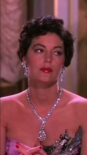 Ava Gardner’s Glamorous Scene | The Barefoot Contessa (1954) #GoldenAgeHollywood