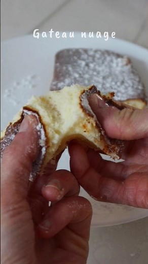 Le gâteau le plus léger du monde en 3 ingrédients seulement SANS FARINE 😍