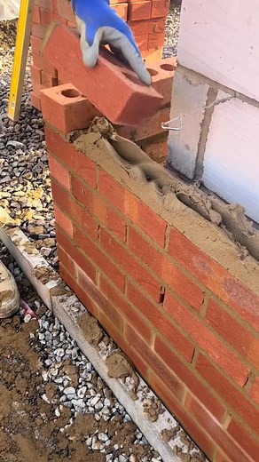 21K views · 136 reactions | Nice square, uniform bricks 﫡 we all know profiles are quicker but I use to love building a food corner! Anyone else #blockwork #masonry #reelsfb #brickwork #bricklaying | Construction Ideas | Facebook