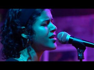 Study BA (Hons) Music Business at pointblank music school