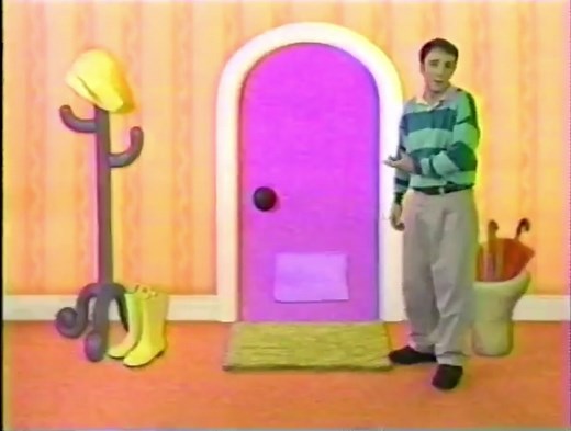 As far as knock-knock jokes go, that gets a 4. #doratheexplorer #dora #bluesclues #bluescluessteve #nickjr #nickelodeon #animation #cartoon #tv #tvshow #childhood #fyp #foryoupage #throwback #nostalgia #nostalgic #backintheday #2000s #2000sthrowback #2000sthrowbacks