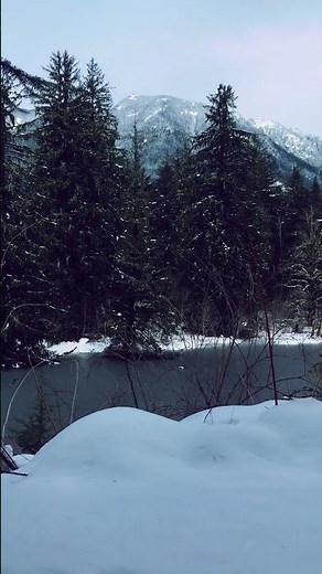 Snowdrift | Snow-covered Mountains | Washington State Oxbow Lake Loop #nature #mountains #lake