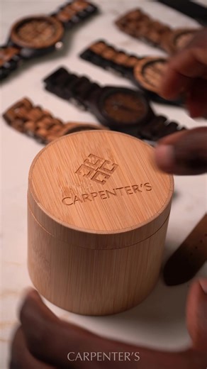 Une seule matière, une vraie signature. Tout bois 🪵, naturel, authentique, intemporel. Une montre qui parle sans bruit.#CapCut