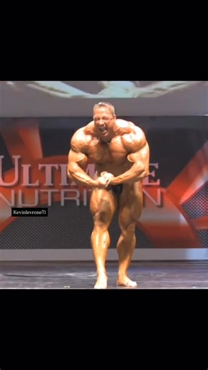 Kevin on Instagram: "🔥 Meet Markus Ruhl – a true titan of bodybuilding! 💪🌟 Standing tall with a massive, sculpted physique, Markus has dedicated his life to the pursuit of perfection in the gym. From his intense training routines to his disciplined diet, he exemplifies dedication, hard work, and relentless passion. 🏋️‍♂️🥗 His journey wasn’t overnight—years of grueling workouts, strict nutrition, and unwavering focus have transformed him into one of the most iconic bodies in the sport. Wheth