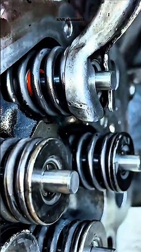 Cylinder Head Valve Installation Guide#shorts #satisfying #mechanic #technique #repair