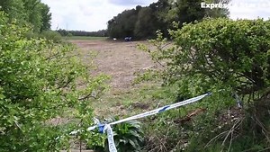 Police have confirmed the skeletal remains found in a field near Kingswinford are human. Officers were called at around 3.25pm on Wednesday (April 16) after a member of the public had made the discovery on land near the Navigation Inn pub in Greensforge Lane, Swindon. Read more: https://plus.expressandstar.com/news/2025/04/17/police-confirm-skeletal-remains-found-at-field-near-kingswinford-are-human-as-forensics-pictured-at-scene/ | Express & Star