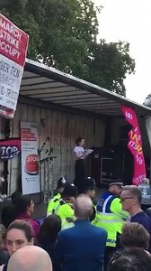 THIS is Flora Hutchings. A young, Jewish woman who hates the politics of Nigel Farage and Boris Johnson. We are so lucky and so proud to have her as a colleague at Best for Britain 💙❤️💚 This video from today in Parliament Square 🙌🏽 | Best For Britain