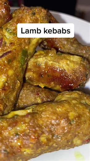 Juicy lamb kebabs 🤌🏼 #cooking #tutorial #food #dinner #indiantiktok #indianfood #yummy #fyp #fy #foryou #viral #lamb #kebab #spice #recipe #foodttok