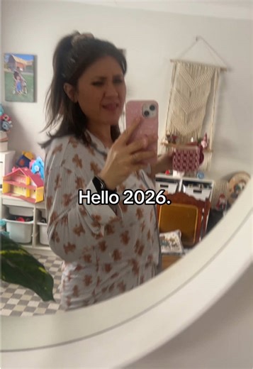 Tea in hand walking in my pjs sounds like a good start to the year ;) #2026 #happynewyears #walkingpad #newyear #fyp