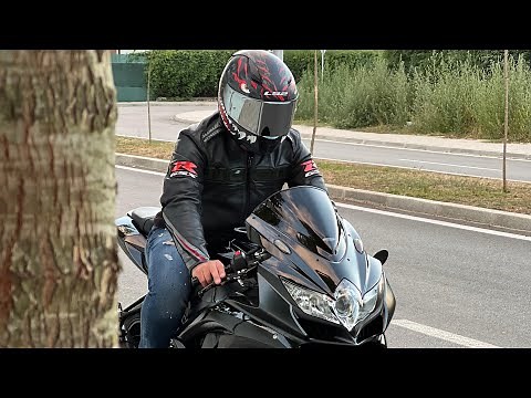 All Black SUZUKI GSX-R750 '10 AKRAPOVIČ Exhaust System Sound (HD)