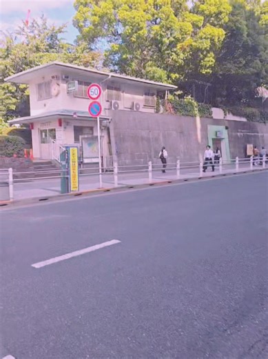 Problems I wish I had right now... exploring japan #traveltok #japandiaries #japanvlogs #pinkaesthetic #explore