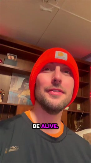 sleeping giant (@_sleeping_giant)’s videos with original sound - sleeping giant