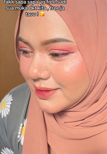 Tutorial Makeup untuk Newbie dengan Kakak Jadi Mangsa