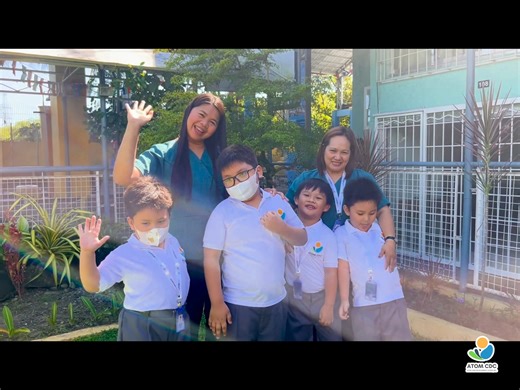 Our Jr. Kinder scientists went on a tree adventure today! 🌳 They explored tall trunks, rough bark, cool shade, and even met tiny insect friends along the way. What a day of curiosity and wonder at Atom CDC! 🐞🌍💙🧡 #AtomKids #AtomNursery #AtomCDC #HumilitasetExcellentia — 𝘗𝘩𝘰𝘵𝘰𝘴 𝘸𝘦𝘳𝘦 𝘵𝘢𝘬𝘦𝘯 𝘢𝘯𝘥 𝘱𝘰𝘴𝘵𝘦𝘥 𝘸𝘪𝘵𝘩 𝘤𝘰𝘯𝘴𝘦𝘯𝘵. 𝘈𝘵𝘰𝘮 𝘊𝘋𝘊 𝘪𝘴 𝘭𝘰𝘤𝘢𝘵𝘦𝘥 𝘪𝘯 𝘉𝘪𝘭𝘰𝘭𝘰, 𝘖𝘳𝘪𝘰𝘯, 𝘉𝘢𝘵𝘢𝘢𝘯. 𝘔𝘦𝘴𝘴𝘢𝘨𝘦 𝘶𝘴 𝘢𝘵 m.me/atomcdc | Atom Child Development Cen