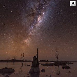 2.3M views · 77K reactions | STUNNING SIGHT: Timelapse footage shows the Milky Way spinning in the clear sky as the lake below reflects the shining stars in its still waters. https://abcn.ws/2TGfBHF | ABC News | Facebook