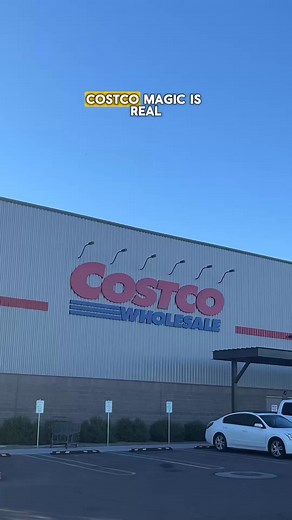 1M views · 194 reactions | Satisfying crunch. Wholesome and gluten free. Now made with olive oil. Crunchmaster Multi-Grain 6-Seed Crackers will be your new favorite Costco snack. Grab a box today! | Crunchmaster | Facebook