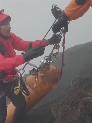 Menghadapi Tantangan di Gunung Rinjani Bersama Juliana