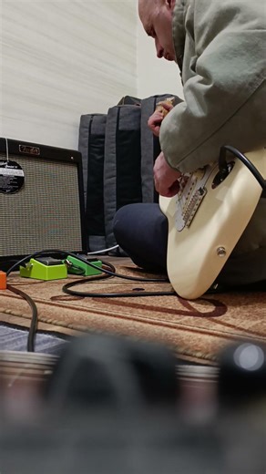 Fender Jimi Hendrix Stratocaster + Fender Blues Junior IV | Delta Blues Groove | Moses Land