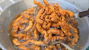 17M views · 421K reactions | #ไส้ทอดชิ้นละ10u ไส้ทอดกระเทียม...