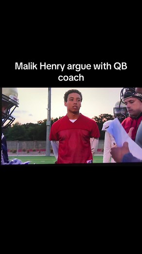 Was malik henry a leader? #lastchanceu #lastchanceufootball #malikhenry #netflix #coachjb #indy #jucolife #jucoproduct #collegefootball #leader #leadership #coaching #fyp #fyppppppppppppppppppppppp #trendyvideo #quarterback