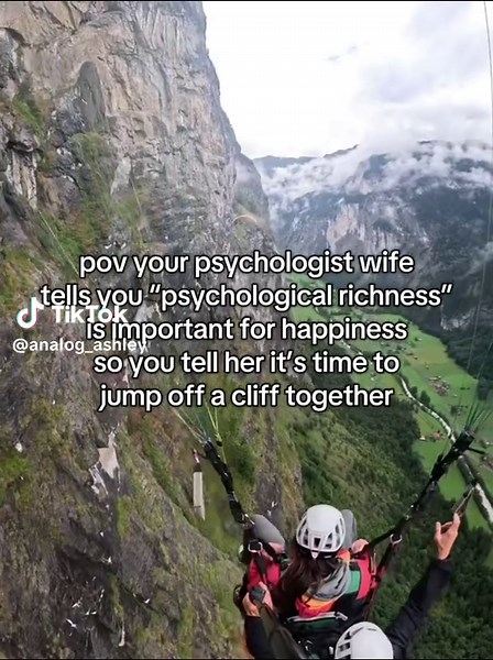 don’t give your adrenaline-seeking neuroscientist partner ideas 😁 love you @Cat Hicks, PhD & thanks @Airtime Paragliding for this amazing flight 👌 #wifelife #paragliding #switzerland #lauterbrunnen #LifeHack