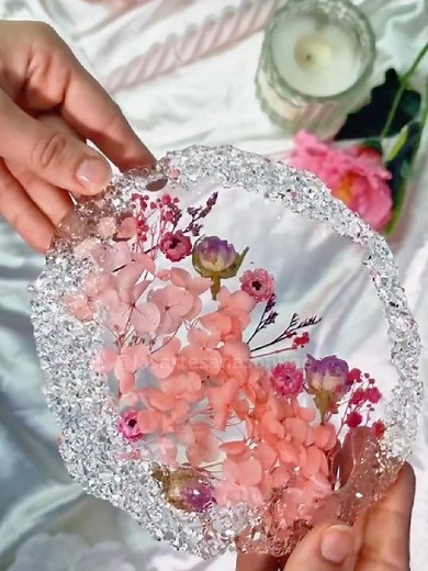 Aprende sobre Accesorios en Resina Epóxica