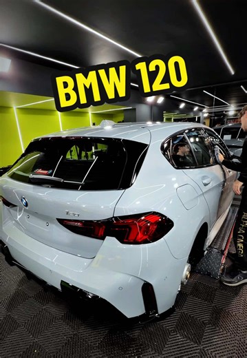 🚘✨ Full Correction & Ceramic Protection ✨🚘 Σε αυτό το BMW 120 πραγματοποιήσαμε: 🔹 Γυάλισμα πολλαπλών σταδίων και διαδικασιών για σωστή διόρθωση των ατελειών και καθαρή, ομοιόμορφη γυαλάδα. 🔹 Κεραμική προστασία στις βαμμένες επιφάνειες, για μακροχρόνια προστασία από UV, ρύπους και άλατα απο σκληρό νερό και χημική διάβρωση με στίγματα πάνω στο βερνίκι! 🔹 Εφαρμογή εξειδικευμένων κεραμικών σε: • Ζάντες • Θόλους & σασί • Καλώδια & πλαστικά στον κινητήρα • Κρύσταλλα για υδροφοβική ιδιότητα και κα