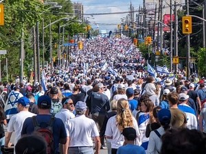 Over 50,000 supporters march in Walk With Israel rally in Toronto