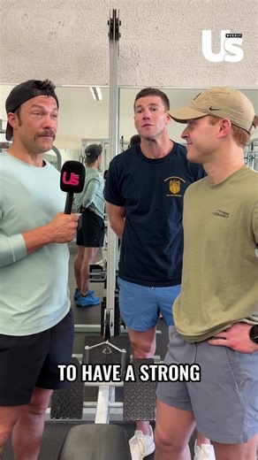 The #NCISOrigins men took a moment to give their female costars Mariel Molino, Tyla Abercrumbie and Diany Rodriguez their flowers while working out with Us. 🌸