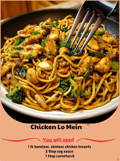 Chicken 🚕 Lo Mein 🍜 Chicken Lo Mein is a savory and satisfying dish that brings together tender chicken strips, crisp vegetables, and flavorful noodles in a delicious sauce. This recipe offers a perfect balance of flavors and textures, making it a favorite for quick and easy weeknight dinners or casual gatherings with friends and family. Ingredients: Chicken: - 1 Tablespoon canola oil - 1 pound chicken breasts, cut into thin strips ..... Full Recipe in Coʍmеոτ 💬 💐 | Family Meal Recipes