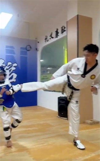 How to Throw the Invincible Side Kick | Perfect Form & Power