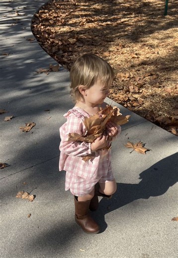 My most nostalgic thrift find so far #elefun #2000snostalgia #youngmom #toys #creatorsearchinsights