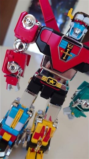 Threezero Voltron Retro action figure
