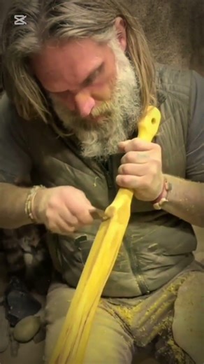 How to make s tool #survival #creativesurvival #handmade #handmaking