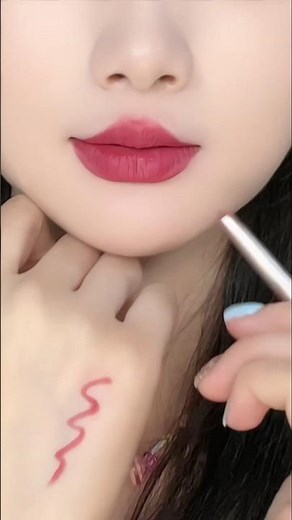 Gradient Lip Tutorial | Soft & Natural Korean Lip Look | Lipstick Swatch Demo#shorts#mekuptips