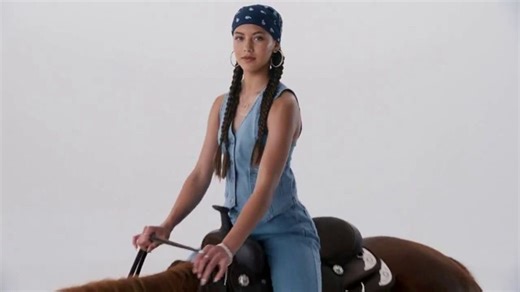 Walmart TV Spot, 'Camila'