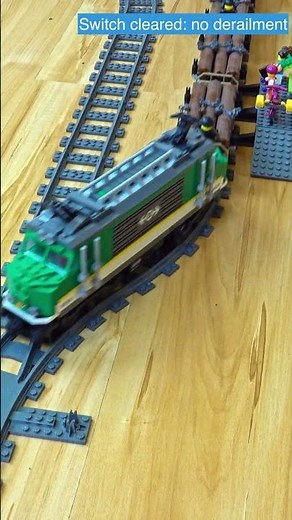 60197 Waited… Then This Heavy Cargo Train Conquered the Loop