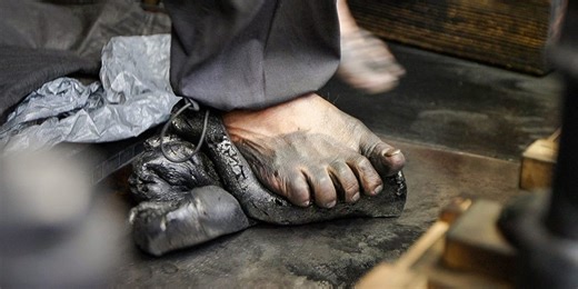 Why Japanese Calligraphy Ink Is So Expensive