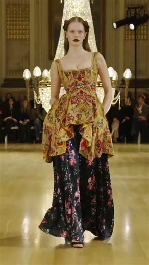 Annie’s London Fashion Week Runway Show! Renaissance Inspired ❤️ #anniesibiza #lfw #lfw25 #Runway #a