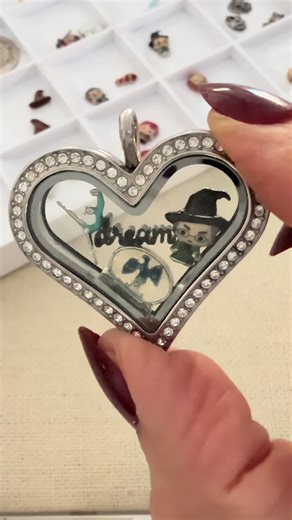 ✨ This is why these lockets are so meaningful ✨ This one was created by a mama for her daughter who loves Harry Potter and does gymnastics 🤍 • Gymnastics Charm 🤸‍♀️ • The Professor charm is because her daughter sometimes calls her Professor McGonagall lol 🧙‍♀️ • The Ravenclaw house charm — her favorite house 💙 • And the dream charm… because dreaming big should always be part of the story 💫 That’s what these lockets are about. You get to choose the characters, the passions, and the little de