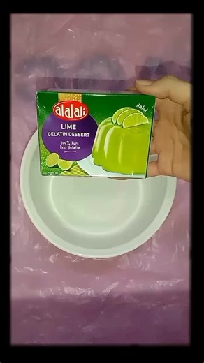 How to Make Lime Jelly with Gelatin