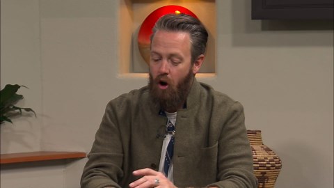 Calvary Church hosts Easter sunrise service at University of New Mexico Stadium