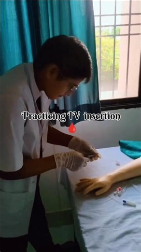 Iv injection technique, iv medicine technique, how to injectt iv injection,how to insert iv injetion