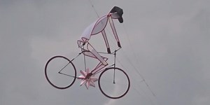 A renowned Taiwanese kite designer created world's most incredible kite