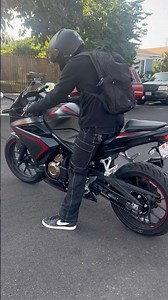 2019 CBR500R BRAKE FLUID CHANGE #motorcycleedit #motorcycle #lockinmoto #motorcyclemechanic #shorts