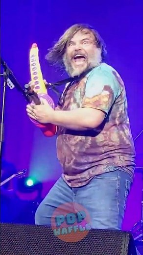 Jack Black Unleashes Sax A Boom Chaos #jackblack #saxaboom #liveperformance #shorts