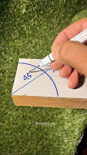 idea of finding a 45 degree angle #tips #woodworking #skills #diycrafts