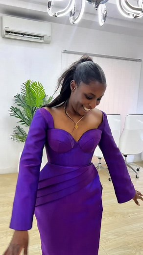 Lara Evelyn Bride @thatzionchick 🥰🥰 _____ Outfit @lara.evelyn.designs Asooke @asookebydee Planner @cherryblossomevent.ng | lara.evelyn.designs