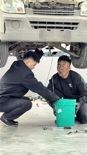 Chỉ nhầm một chút thôi mà😂